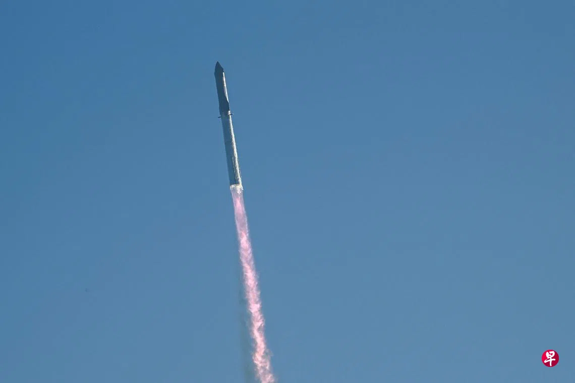 马斯克“星舰”再试飞特朗普到场看火箭发射| 联合早报