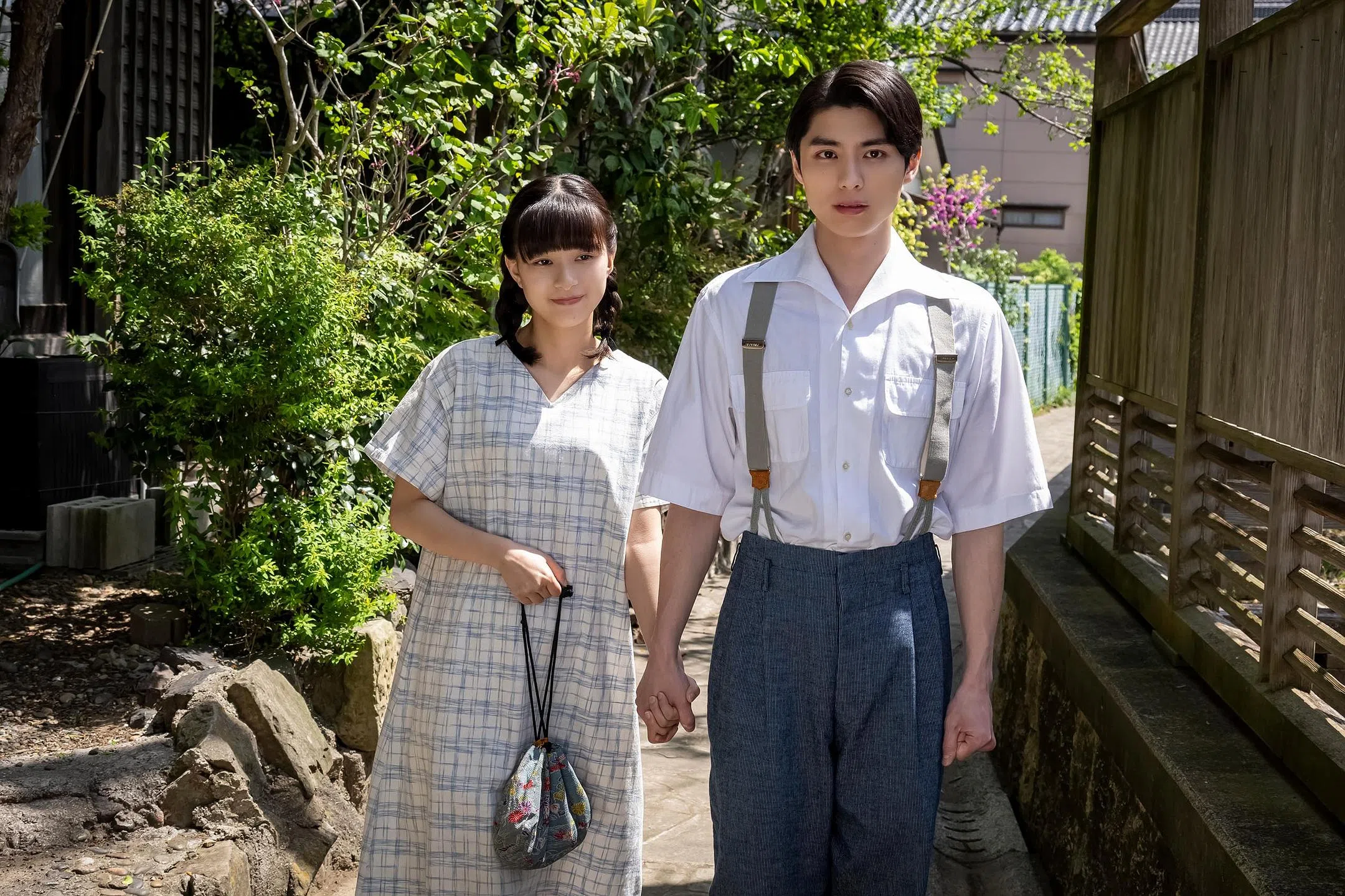 夏美和泷昌相处时，一直在观察彼此的一举一动，凡事都在为对方设想。（互联网）