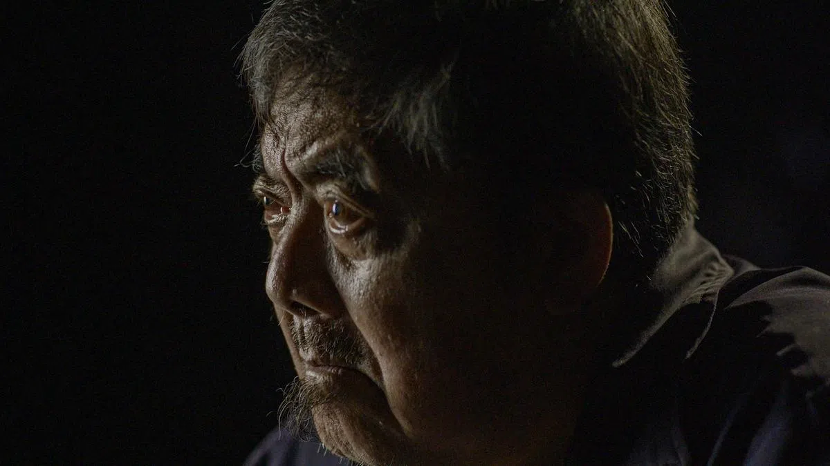 1960年代安乐岛的拘留犯在《安乐岛事件》现身说法。（Peddling Pictures）