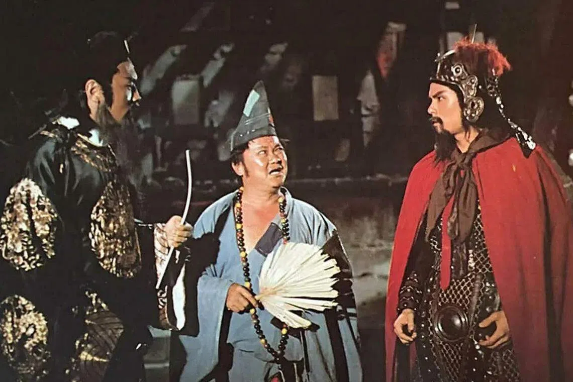 野峰（中）在《乌龙济公》饰演济公。（互联网）