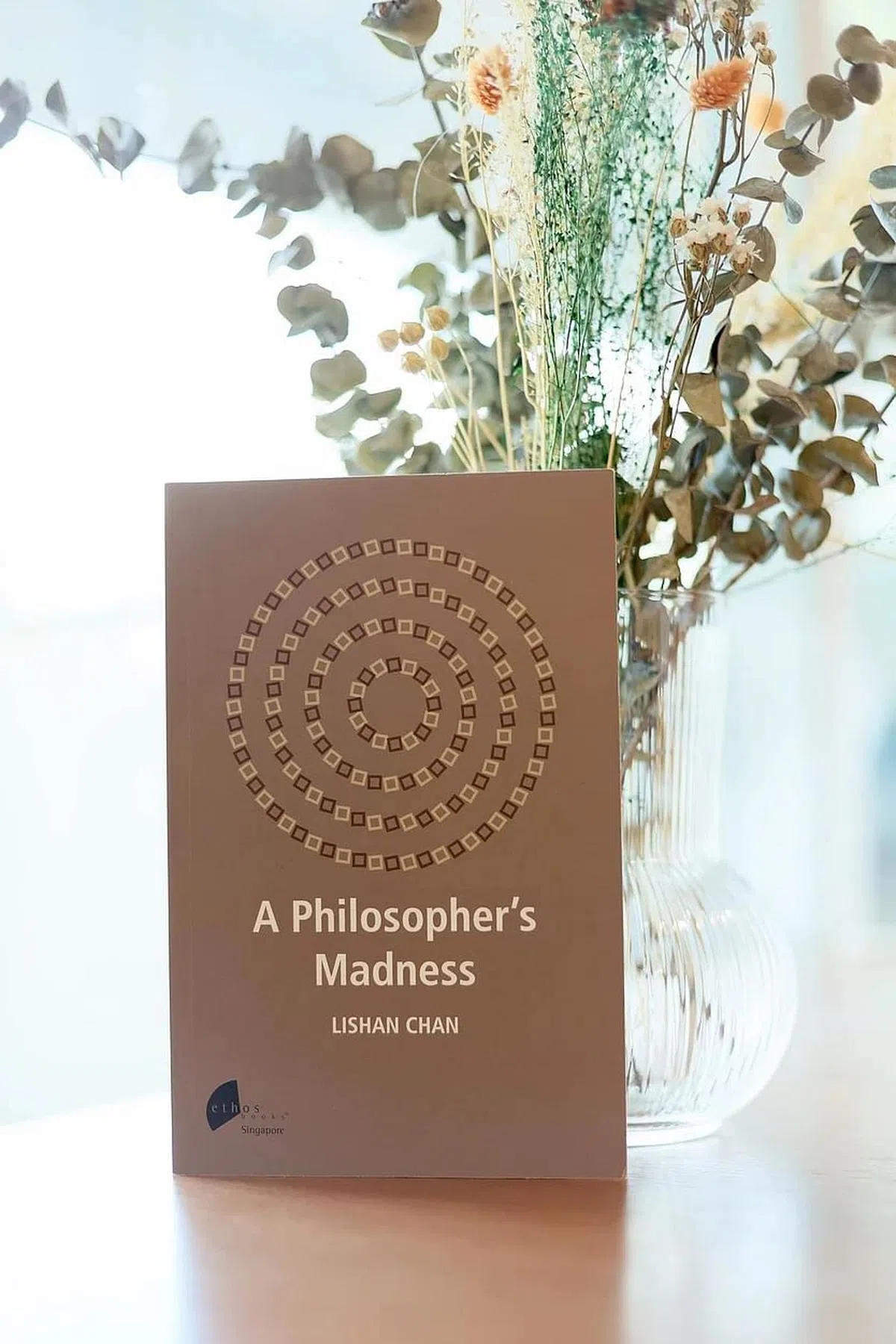 康复后的陈丽珊全心投入写作。（龙国雄摄）