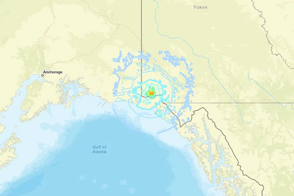 美国阿拉斯加州亚库塔特发生5.7级地震