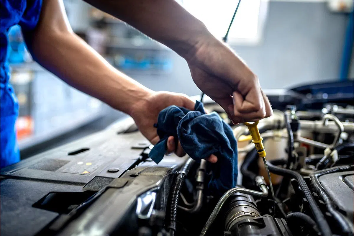 信誉可靠的二手车商一般会都会在销售二手汽车之前，先经内部的严谨彻底评估。（图/Getty Images）