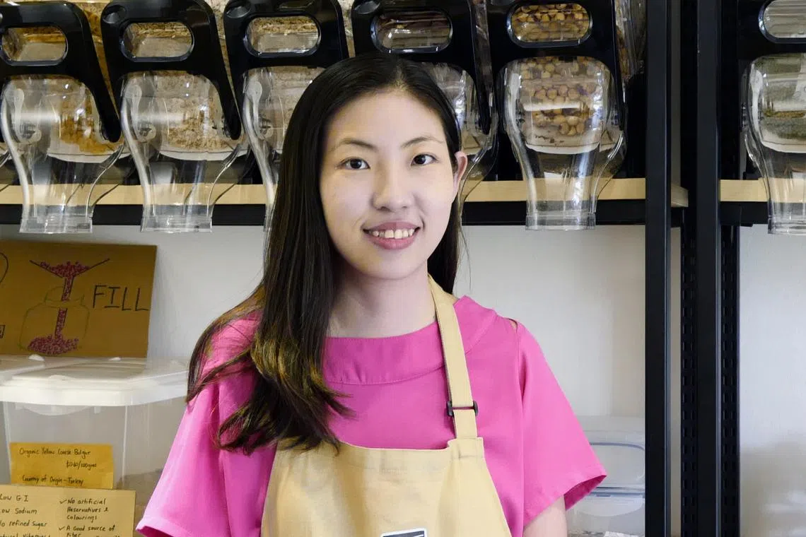 郑国新通过组织社区团购和临期再加工，让新年期间“泛滥”的年柑获得“第二生命”。（受访者提供）