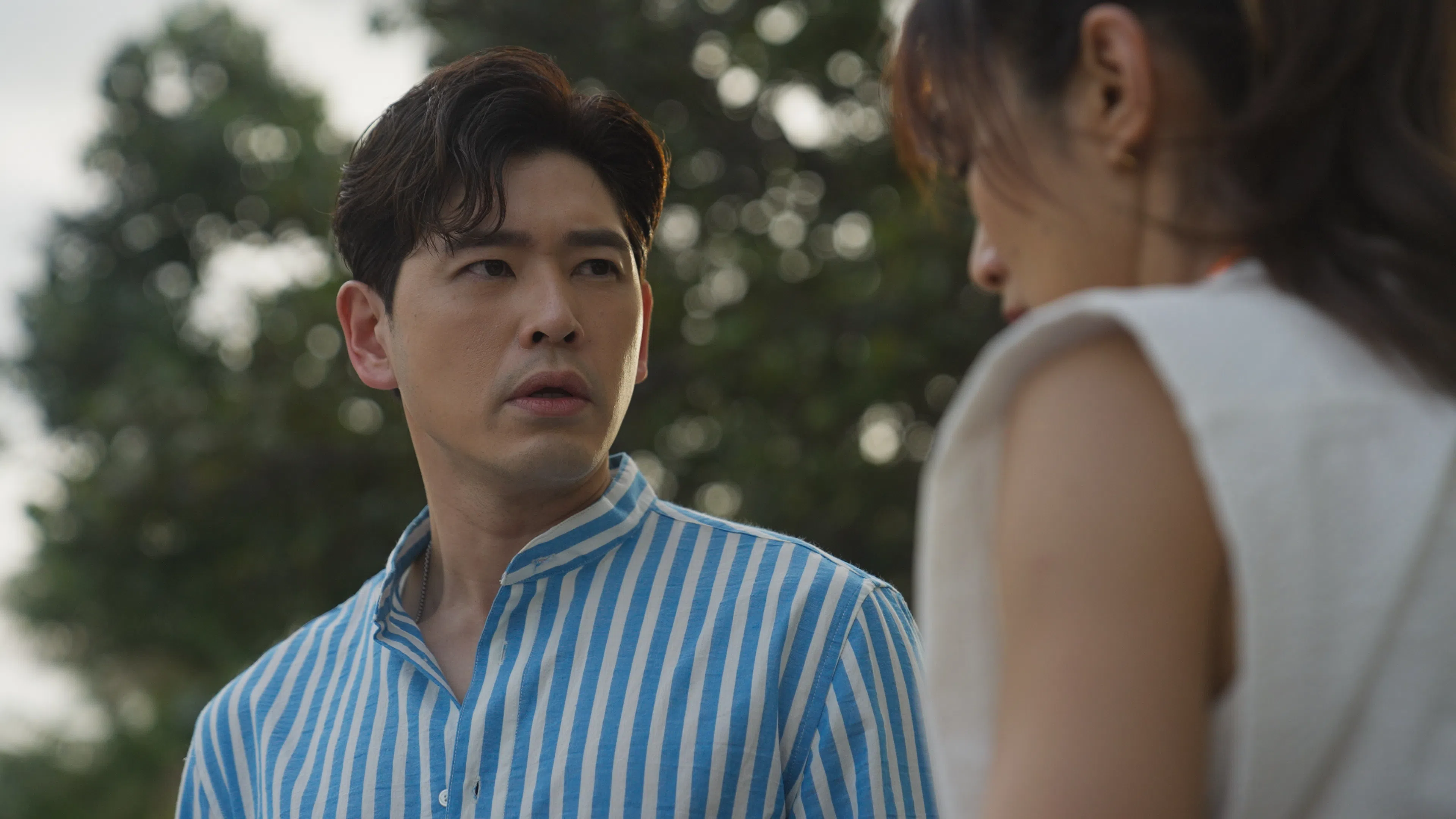 陈罗密欧饰演的总裁表情不多，看不出内心戏。（新传媒提供）