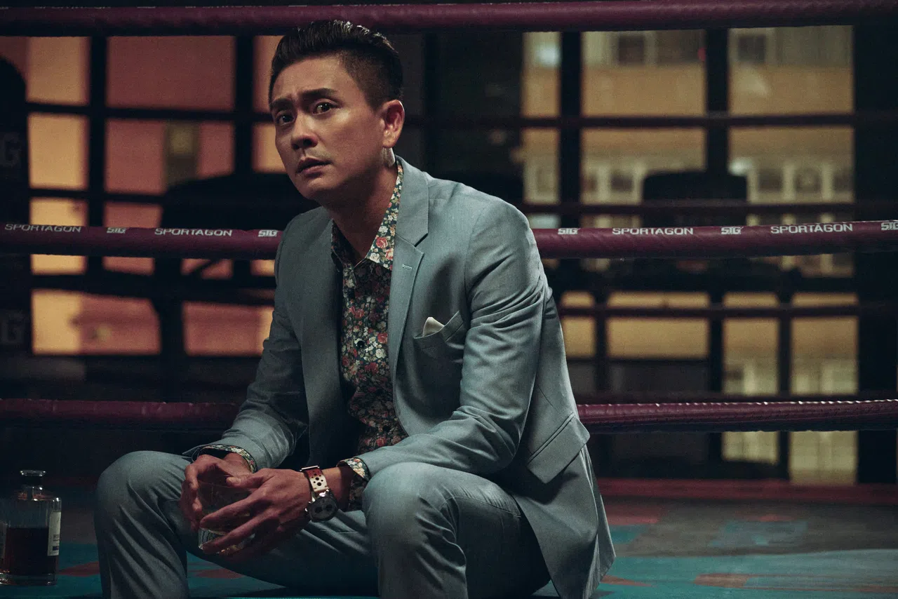 黄宗泽与郑嘉颖再度合作，化身拳馆同门师兄弟。（邵氏机构提供）