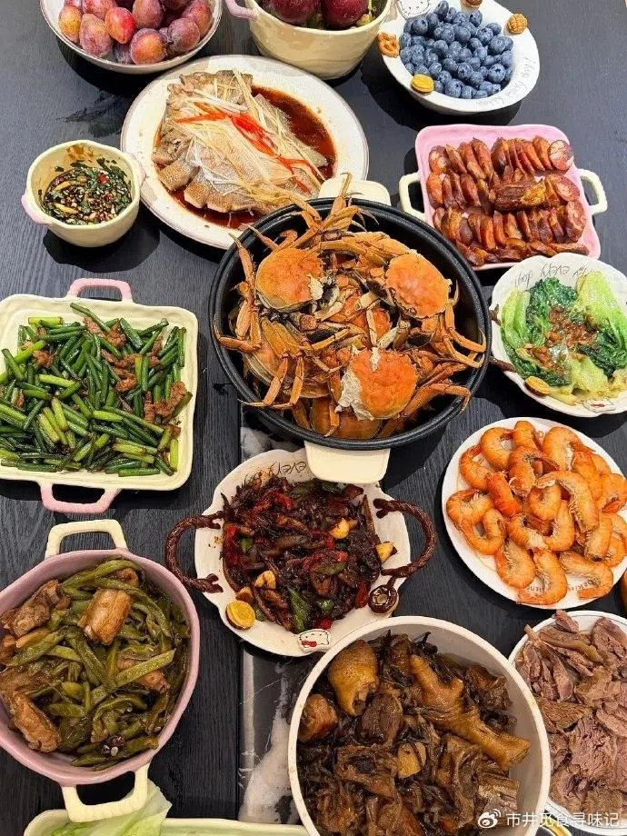 孟子义的年夜饭。（取自孟子义微博）