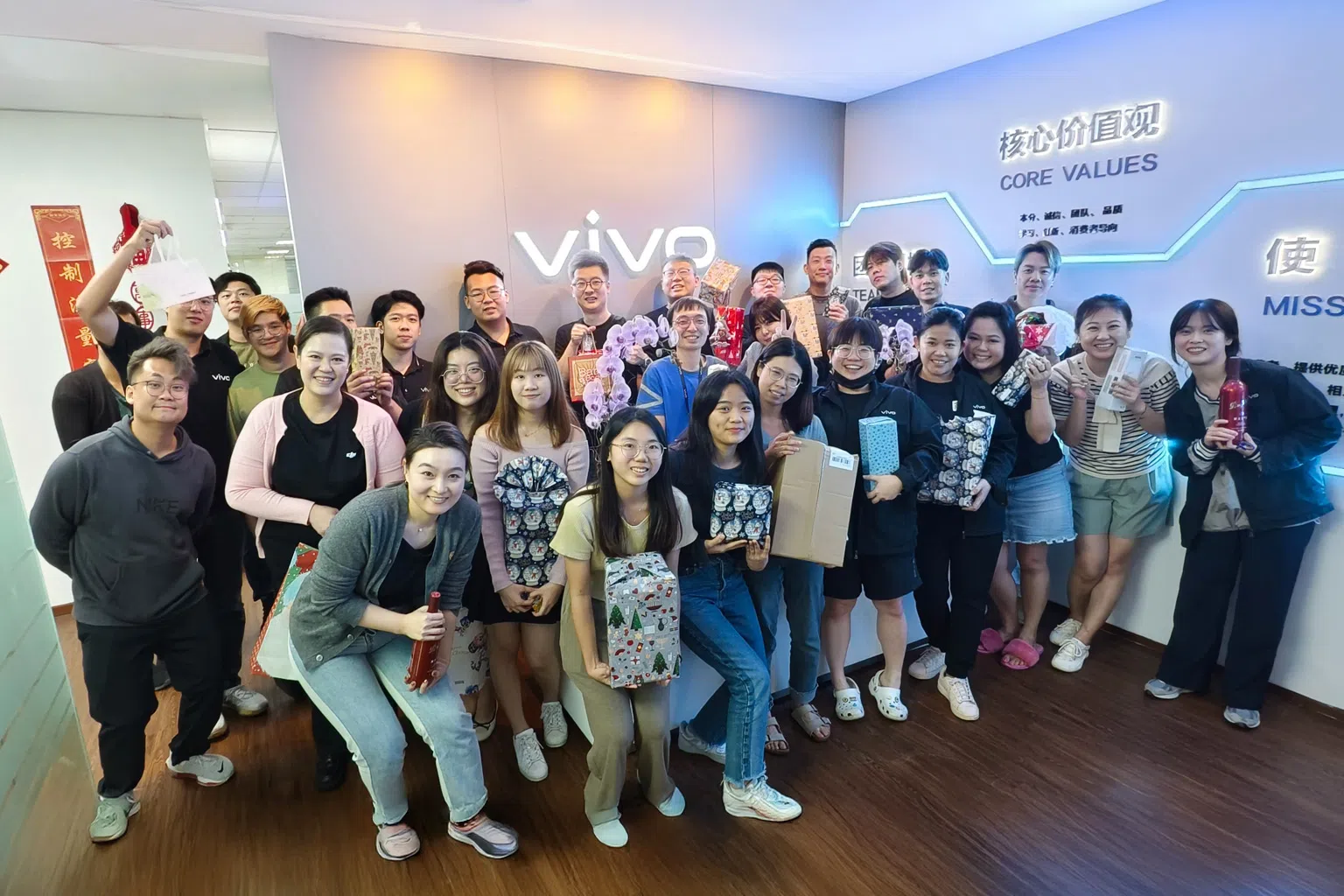 vivo新加坡团队。（图/vivo提供）