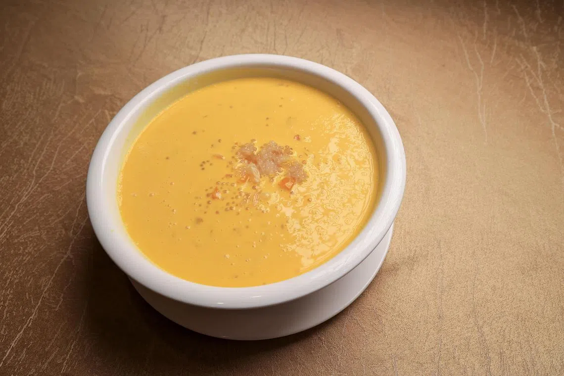 团圆饭套餐的甜品有杨枝甘露。（吴先邦摄）