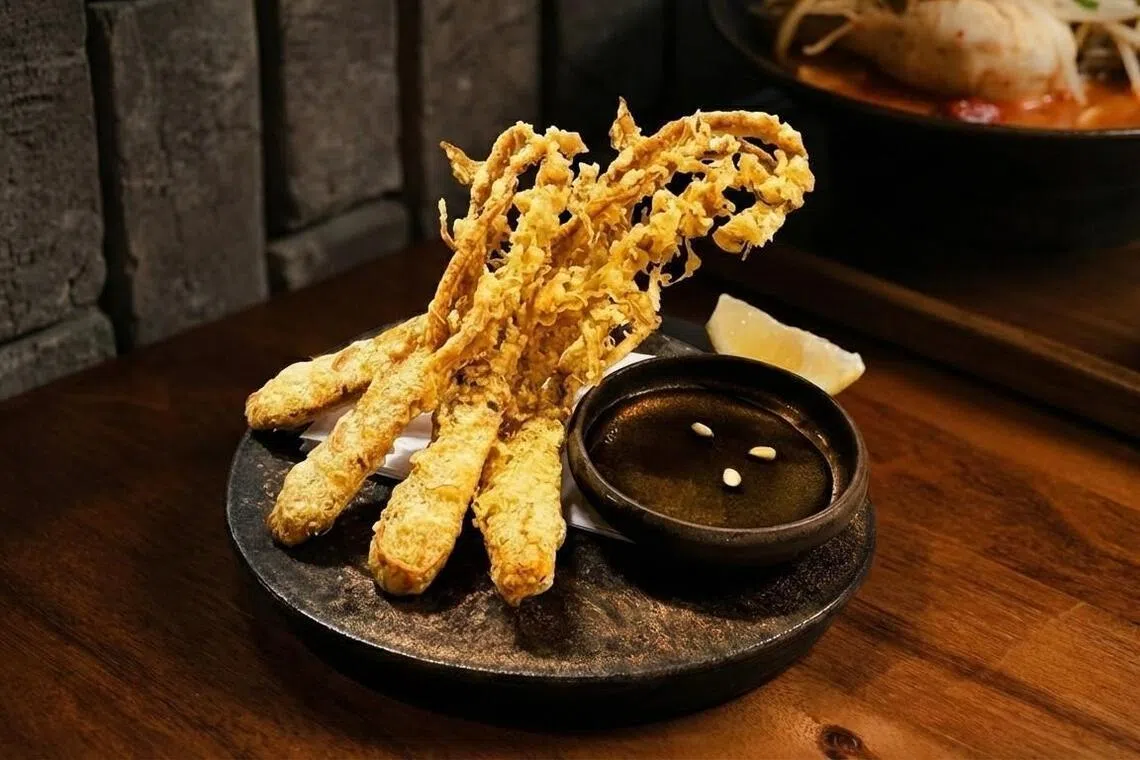 香脆的炸鲜人参。（餐馆提供）