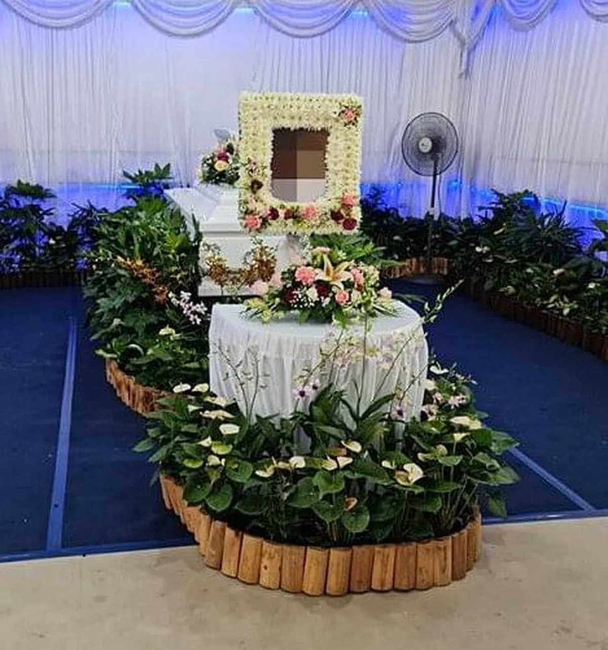 郭绪泽坚持以诚意和爱心办每一个葬礼。（商家提供）