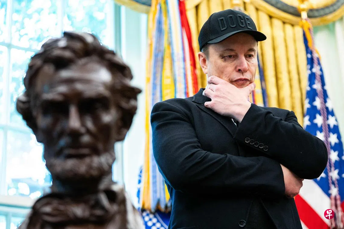 马斯克与特朗普反目反成民主党拉拢对象| 联合早报