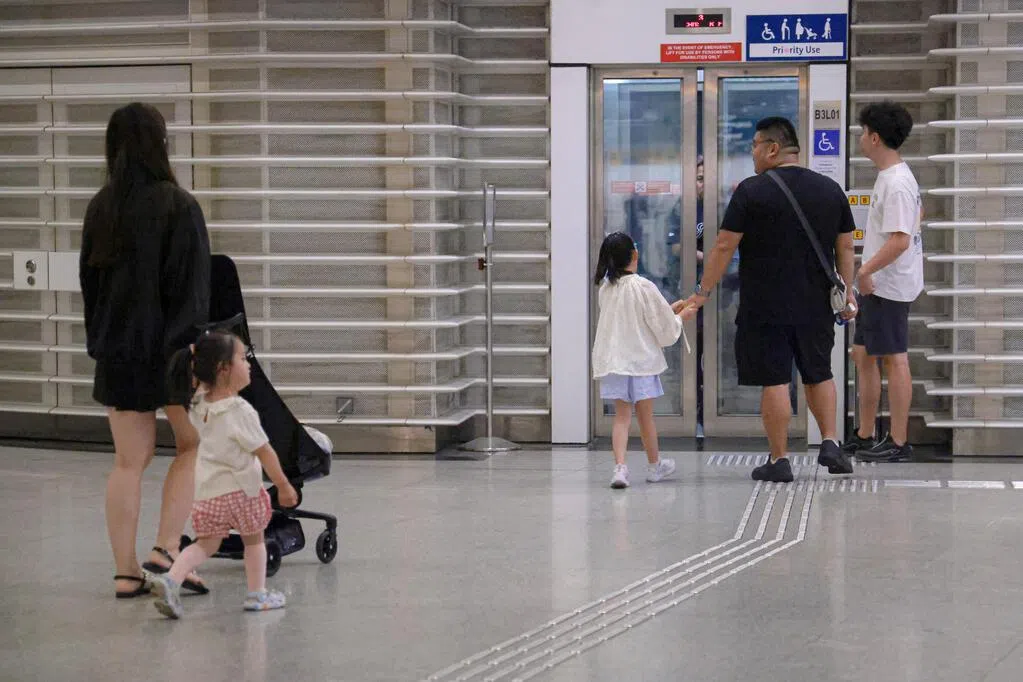大家庭住房选择有限 公众盼增霸级组屋等大户型供应
