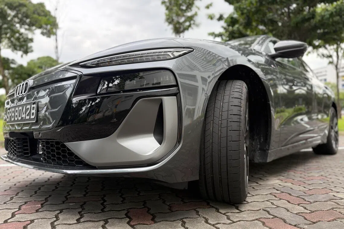 车子扭矩随踏板即刻输出，超车动作干净利落，不会带来神经质般的窜动感。（吴庆康摄）