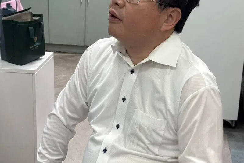 台籍日裔媒体人矢板明夫在台中被不明人士殴打