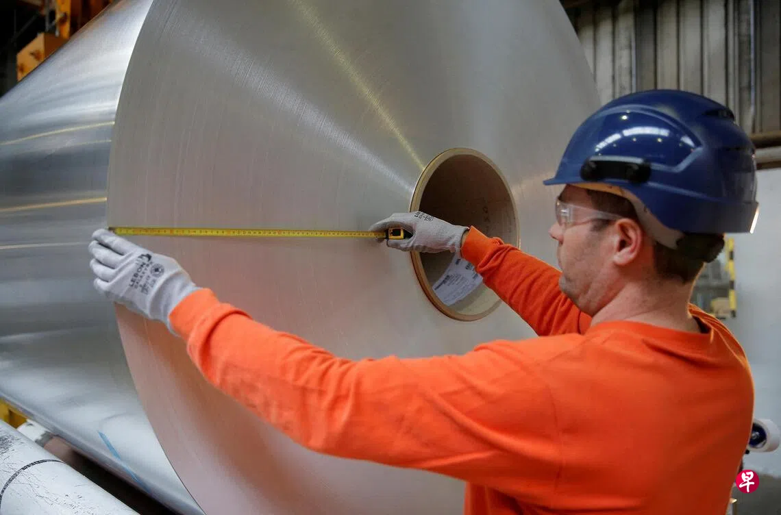 铝价三年多来首次突破3000美元| 联合早报