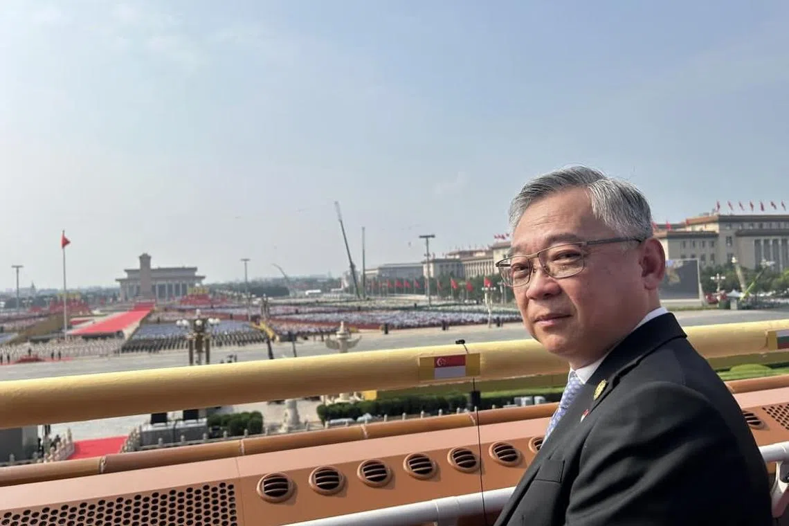 副总理兼贸工部长颜金勇星期三（9月3日）出席了中国为纪念抗日战争暨世界反法西斯战争胜利80周年而举行的大阅兵。（颜金勇IG ）