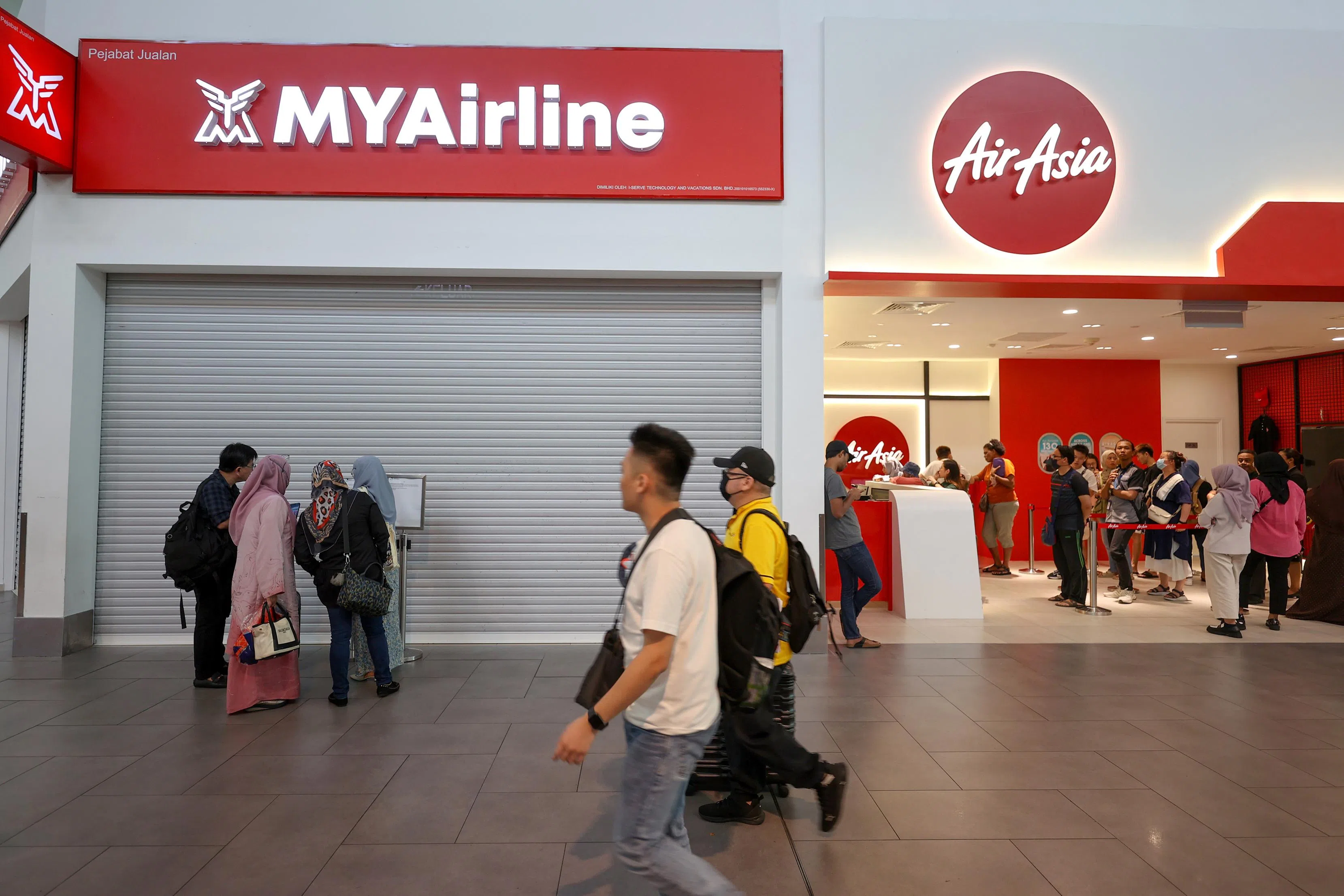 马来西亚廉航我家航空突然暂停营运。（星报）