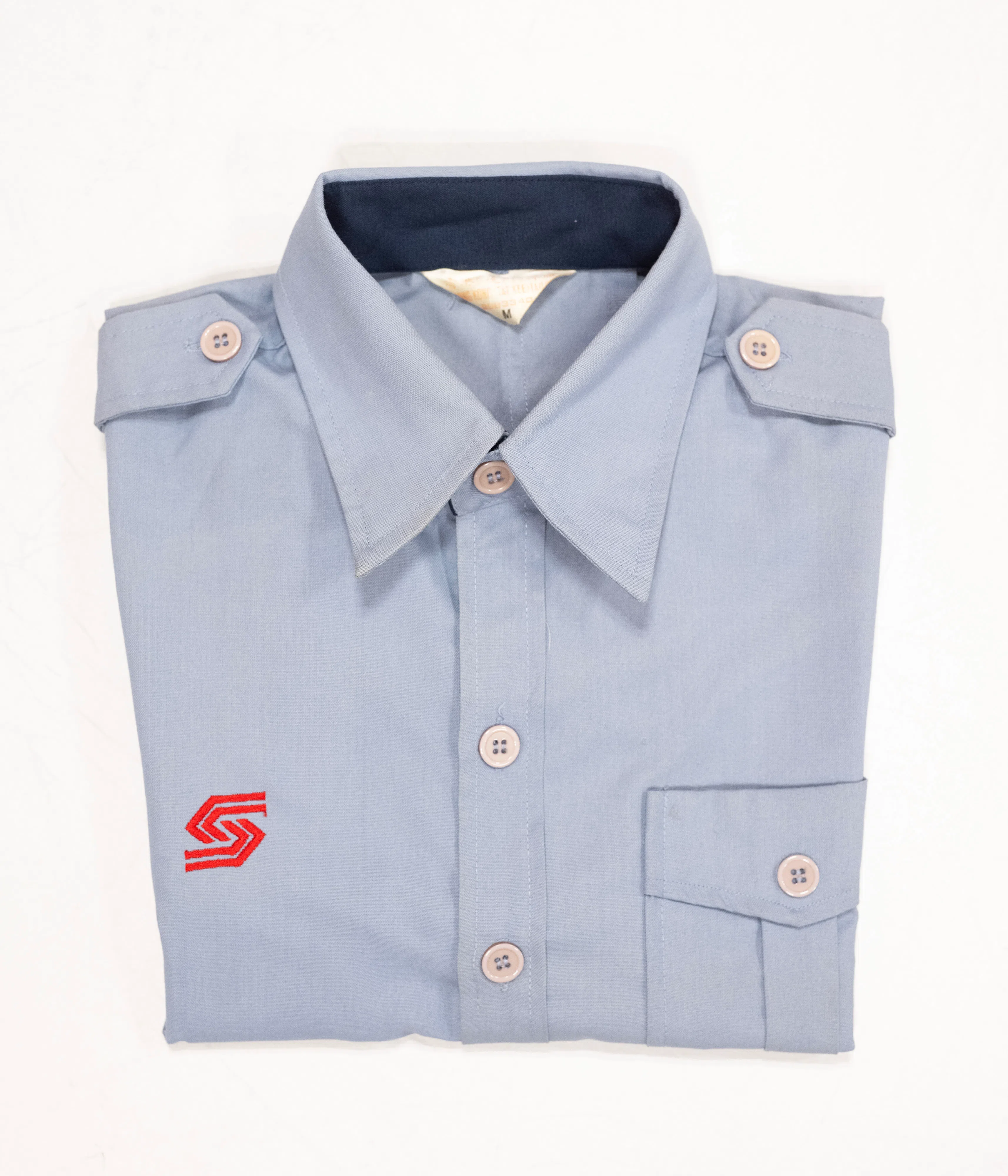 新捷运第一代浅蓝色制服于1973年推出。（新捷运提供）