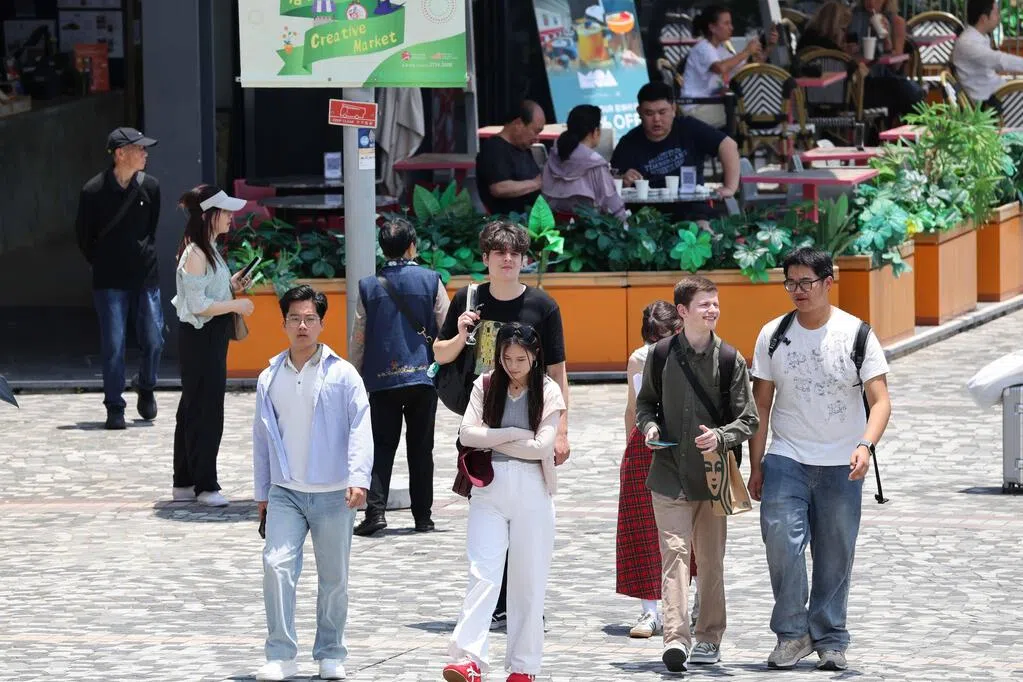港财政司长：亚细安中东等市场占贸易17% 每年增一成