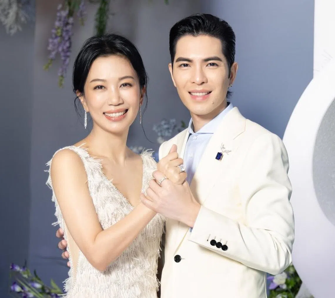 萧敬腾婚礼上哭惨了！与老婆约定相爱8辈子| 联合早报