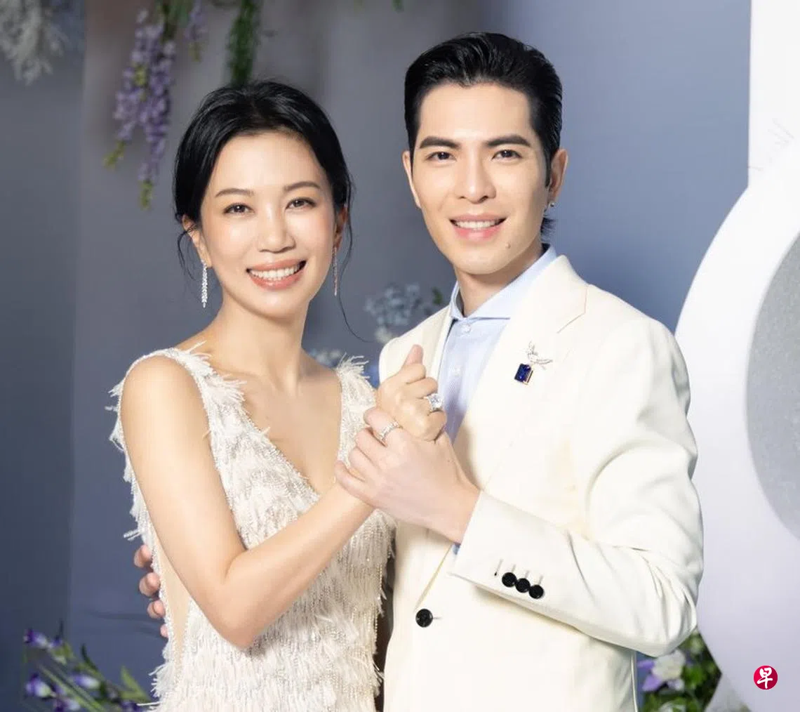 萧敬腾婚礼上哭惨了！与老婆约定相爱8辈子| 联合早报