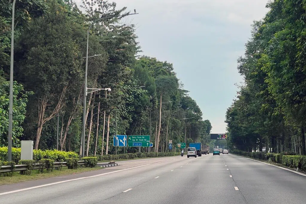 BKE朝兀兰方向路段7月起启用移动测速摄像机