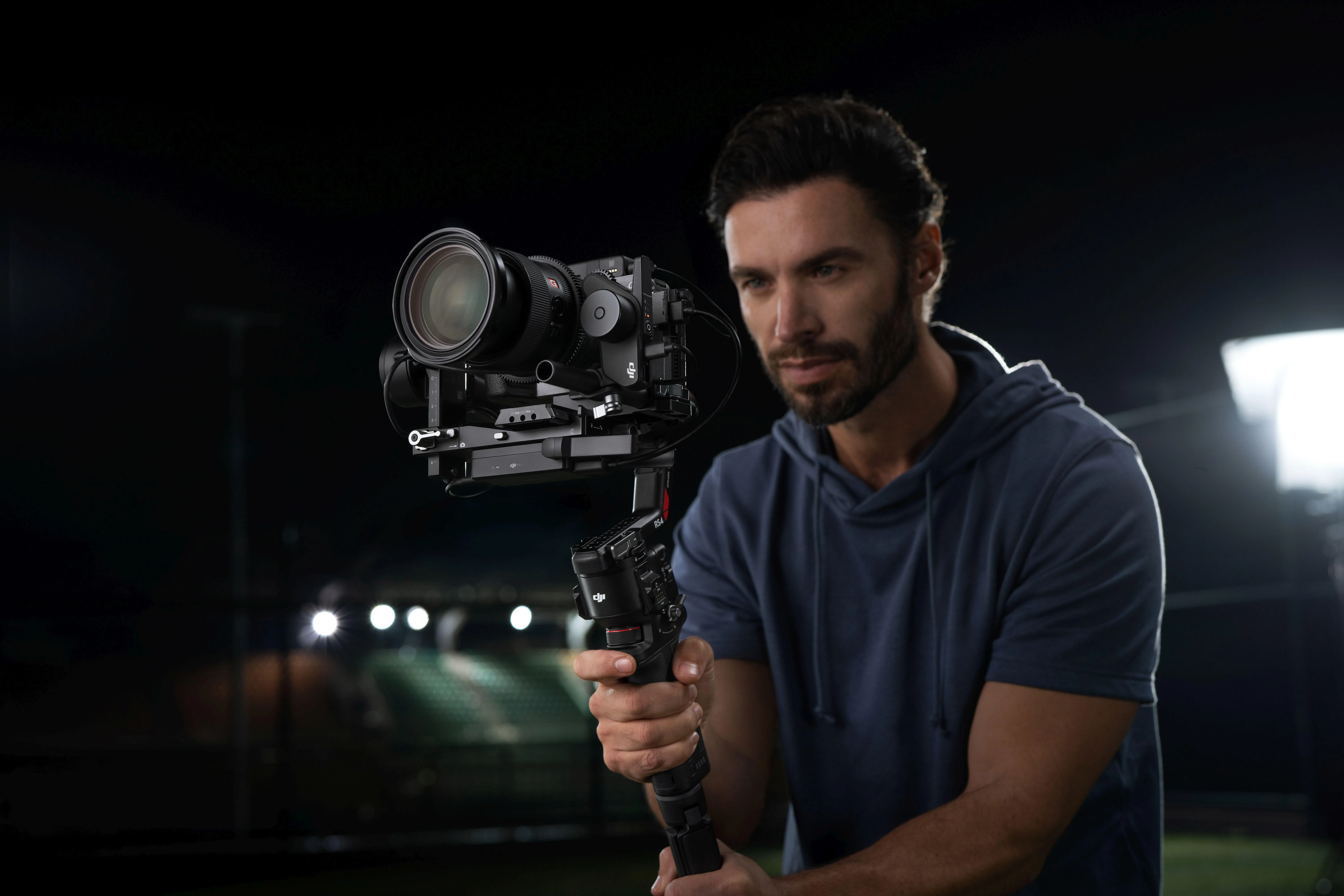 RS 4的负载能力为3公斤，能支持大部分无反相机和附件。（厂商提供）