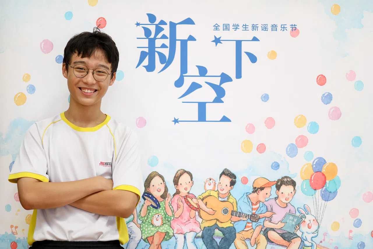 新科技中学中二生白釗至通过分享会发现，原来像他这样年纪的青少年也能创作出令人印象深刻的歌曲。（刘欣怡摄）