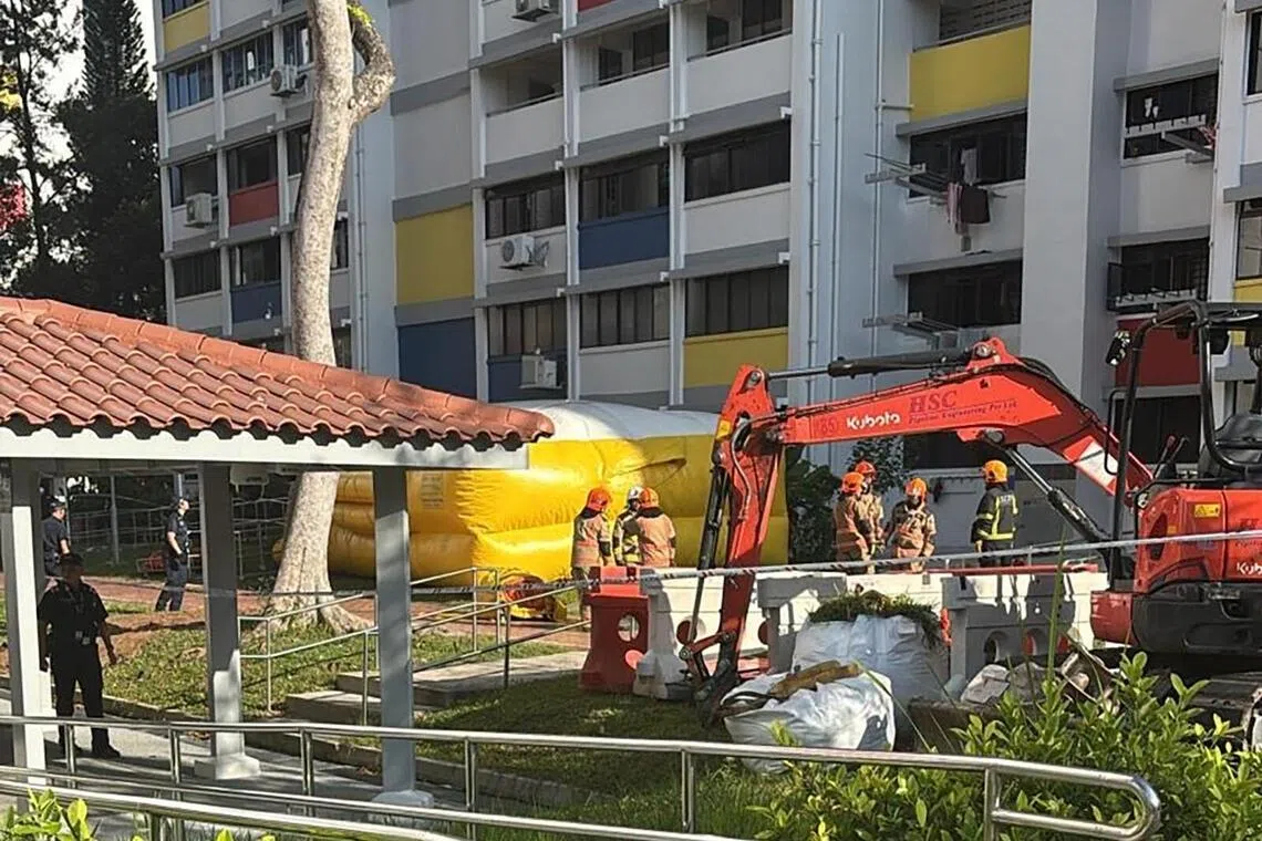 现场不仅拉起警戒线，还放置安全气垫。（受访者提供）