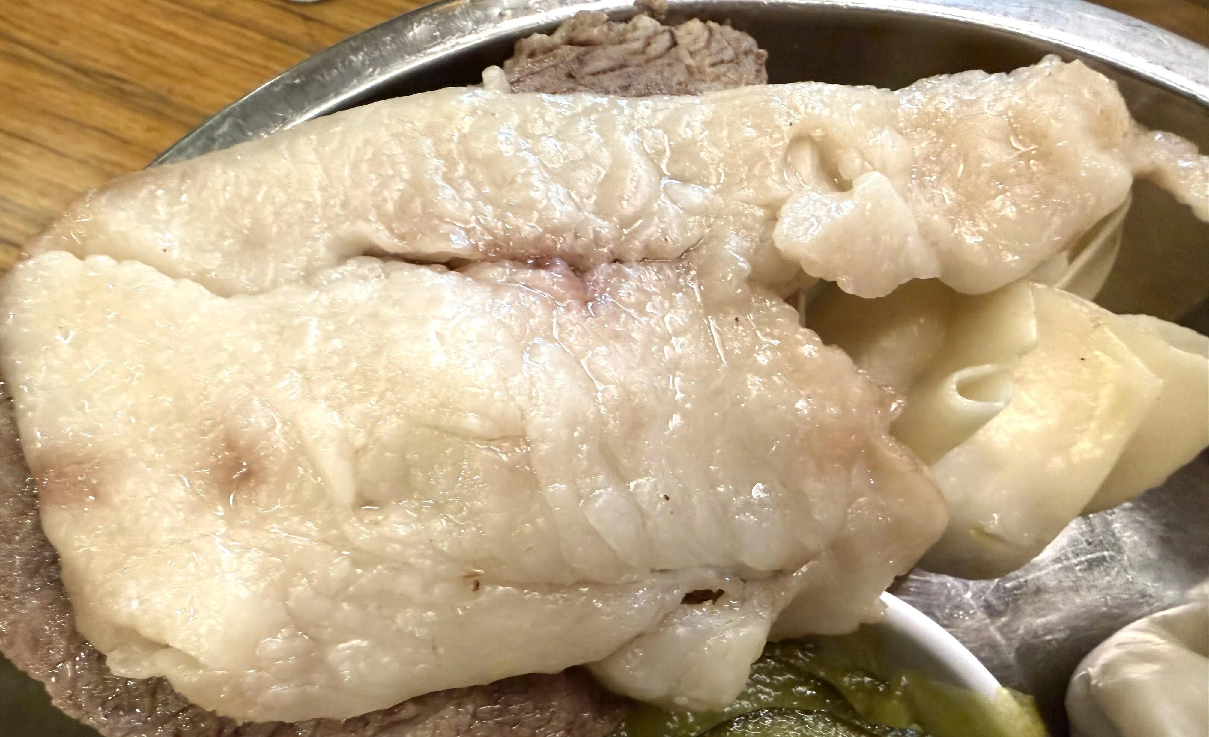 人间至味羊尾脂。（作者摄）