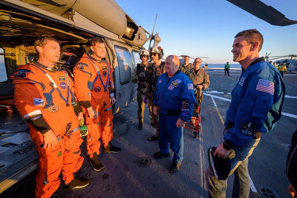 美国阿耳忒弥斯2号载着四名宇航员的猎户座飞船完成逾九天的绕月飞行后回返地球，人类时隔近54年再次绕月的任务功行圆满。