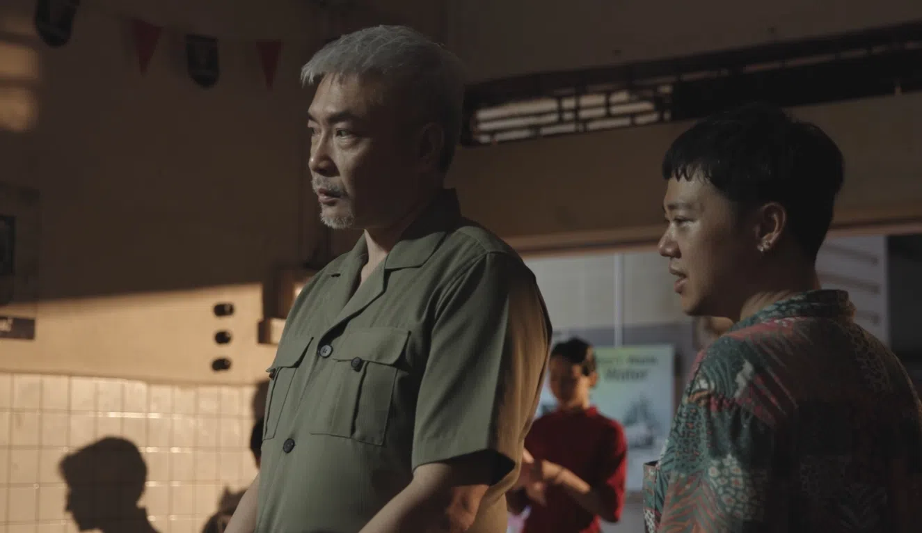 杨修华（右）拍《协胜隆门》拍得很过瘾，也大赞郑斌辉演得很放。（Clover Films提供）