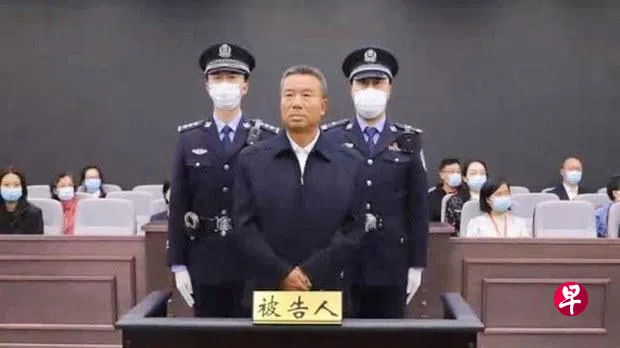 内蒙古“第一贪官”李建平之子据报改名换姓藏身欧洲