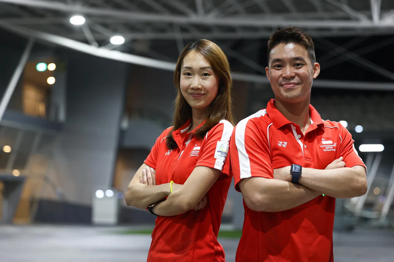 参与了体育组的视频拍摄后，羽毛球混双夫妻档许永凯（右）、陈薇涵（左）在赛场上表现愈发出色。（档案照片）