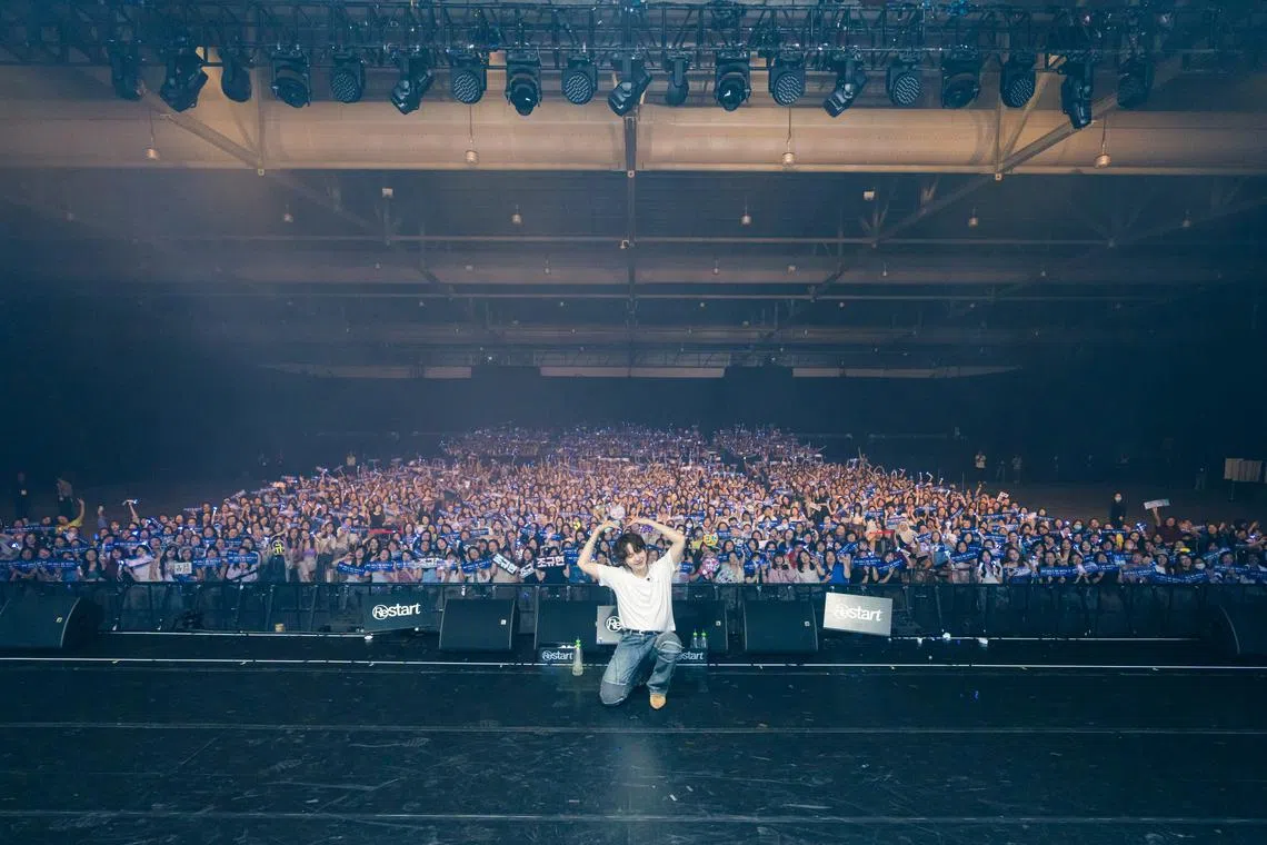 圭贤与粉丝大合照。（CK Star Entertainment提供）