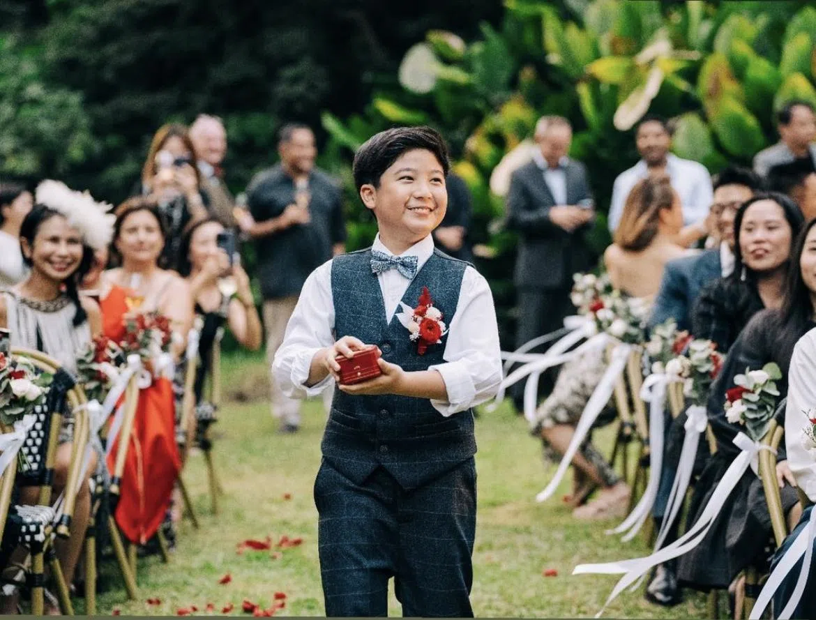 黄湘怡的儿子Ashton担任捧戒小童。（取自黄湘怡IG）