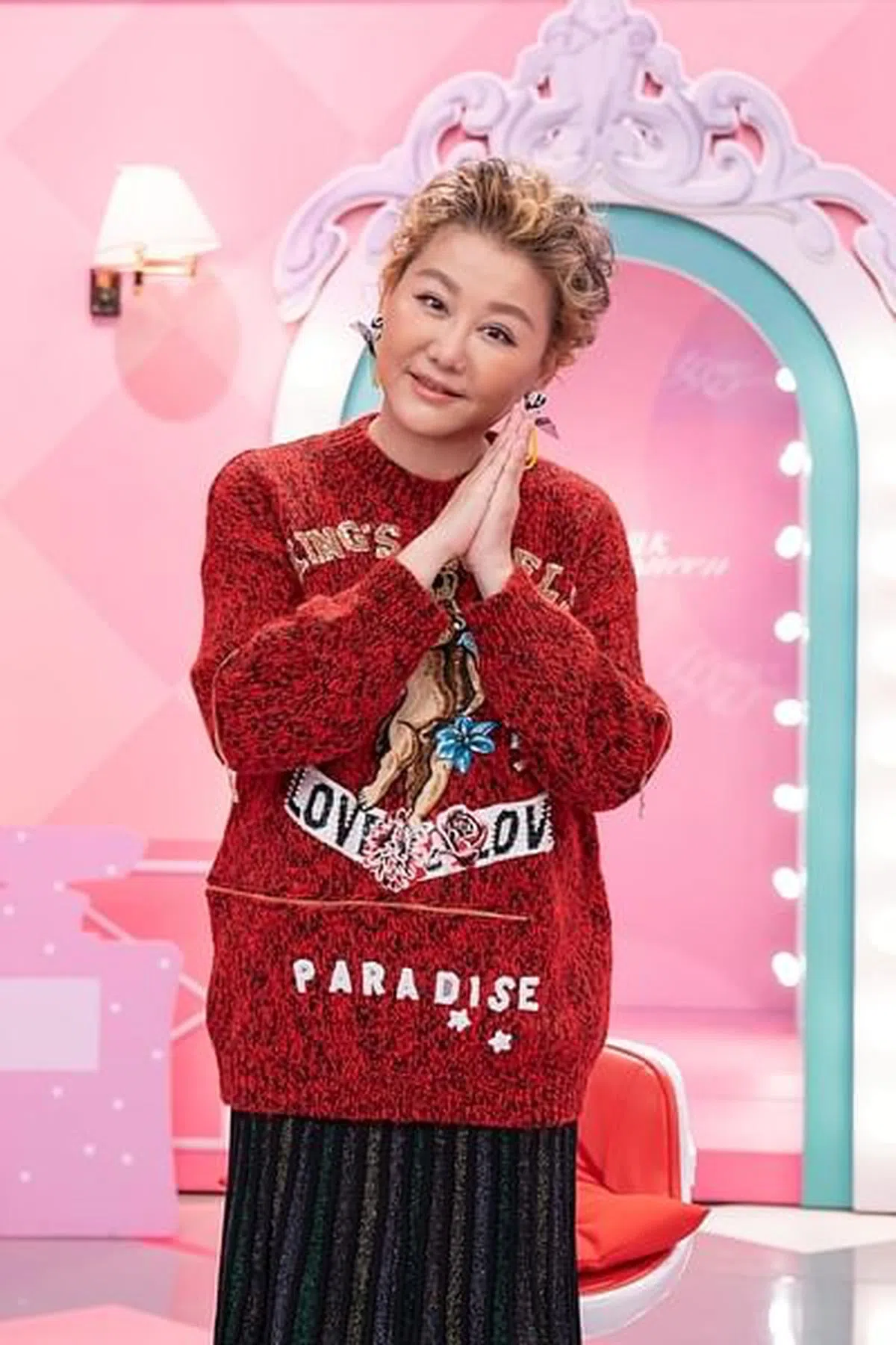 蓝心湄被曹格在面簿上点名。（互联网）