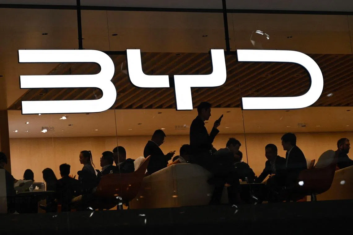 比亚迪在日本的经销方式是专注实体店销售。（法新社）