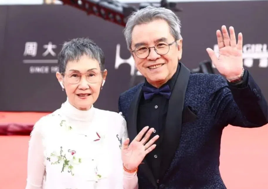 李琳琳（左）是资深港星姜大卫的妻子。（互联网）