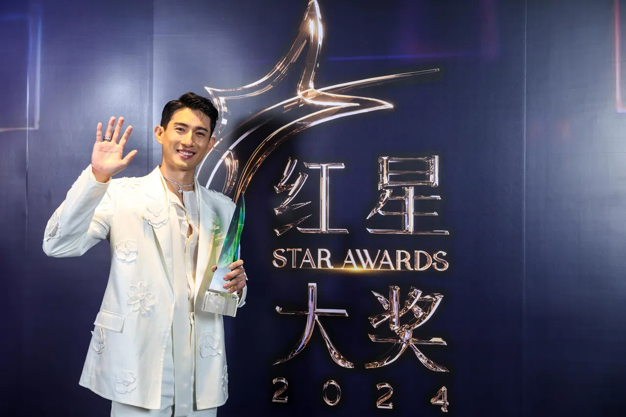 孙政二度蝉联最受欢迎潜力星奖。（白艳琳摄）