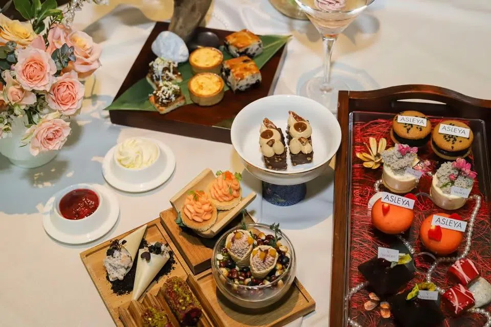 首都凯宾斯基酒店与瑞士护肤品牌Valmont携手打造“盛开的花园”国际妇女节下午茶体验。（酒店提供）
