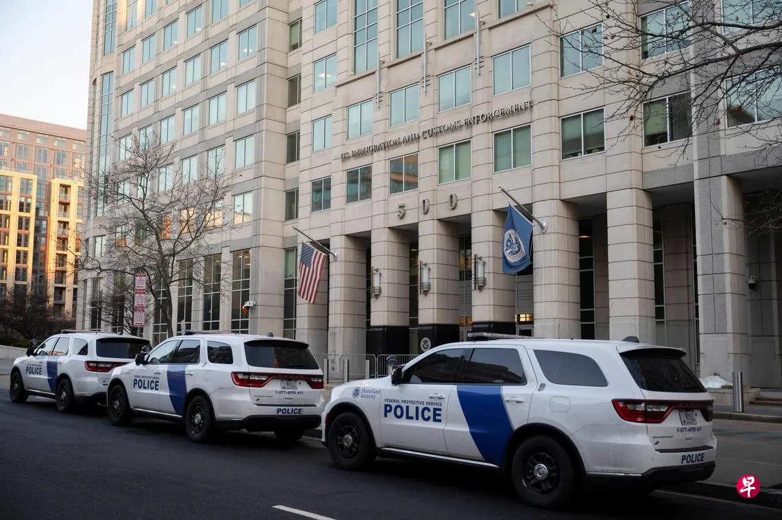 美国驱逐出境对象有逾百新加坡公民| 联合早报