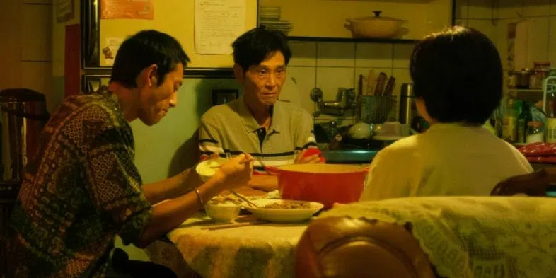 《有生之年》经常出现一家人吃饭、争厕所等日常点滴。（互联网）