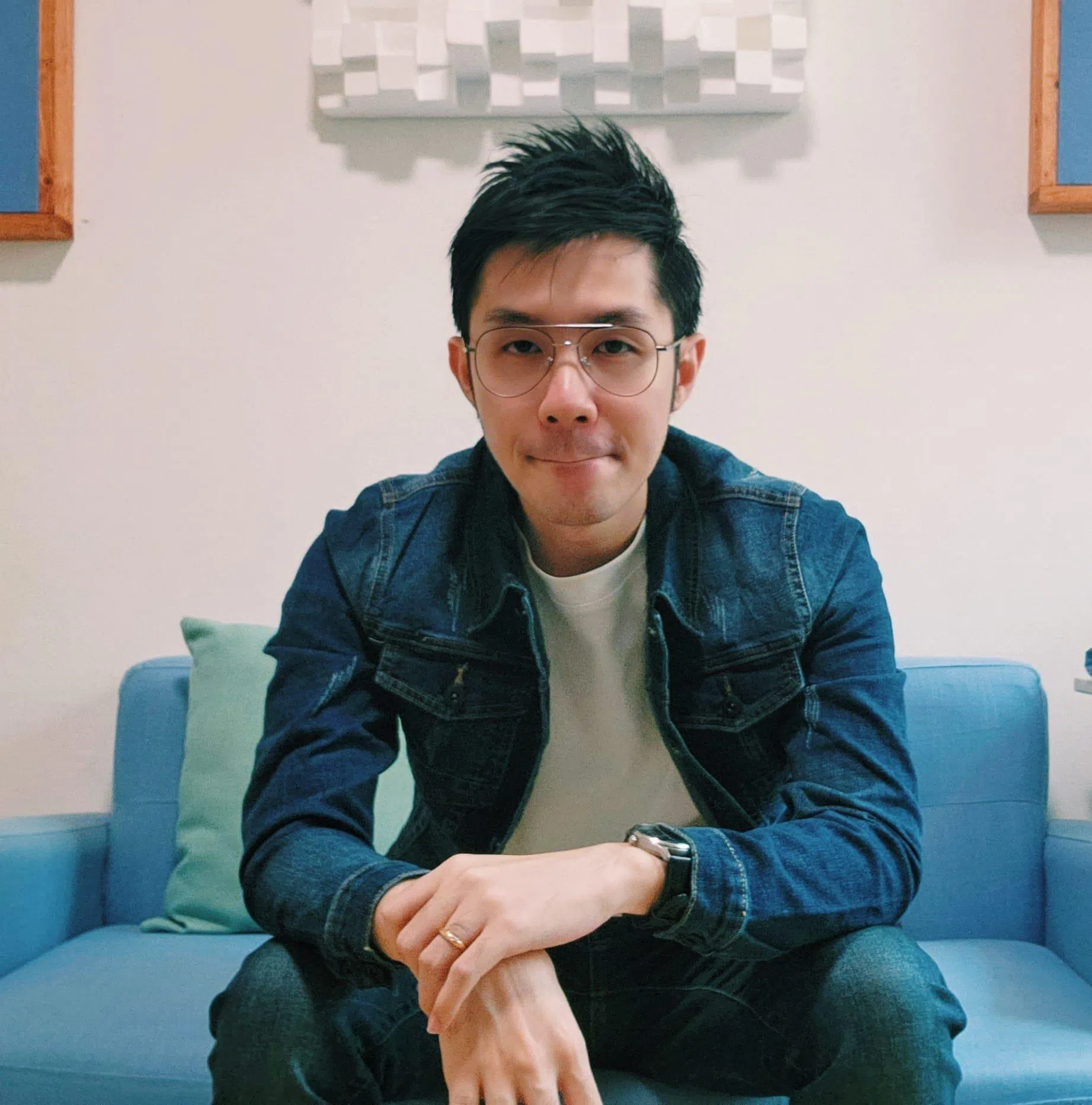 陈维哲开始尝试流行歌曲编曲，认为这对他的配乐工作有帮助。（受访者提供）