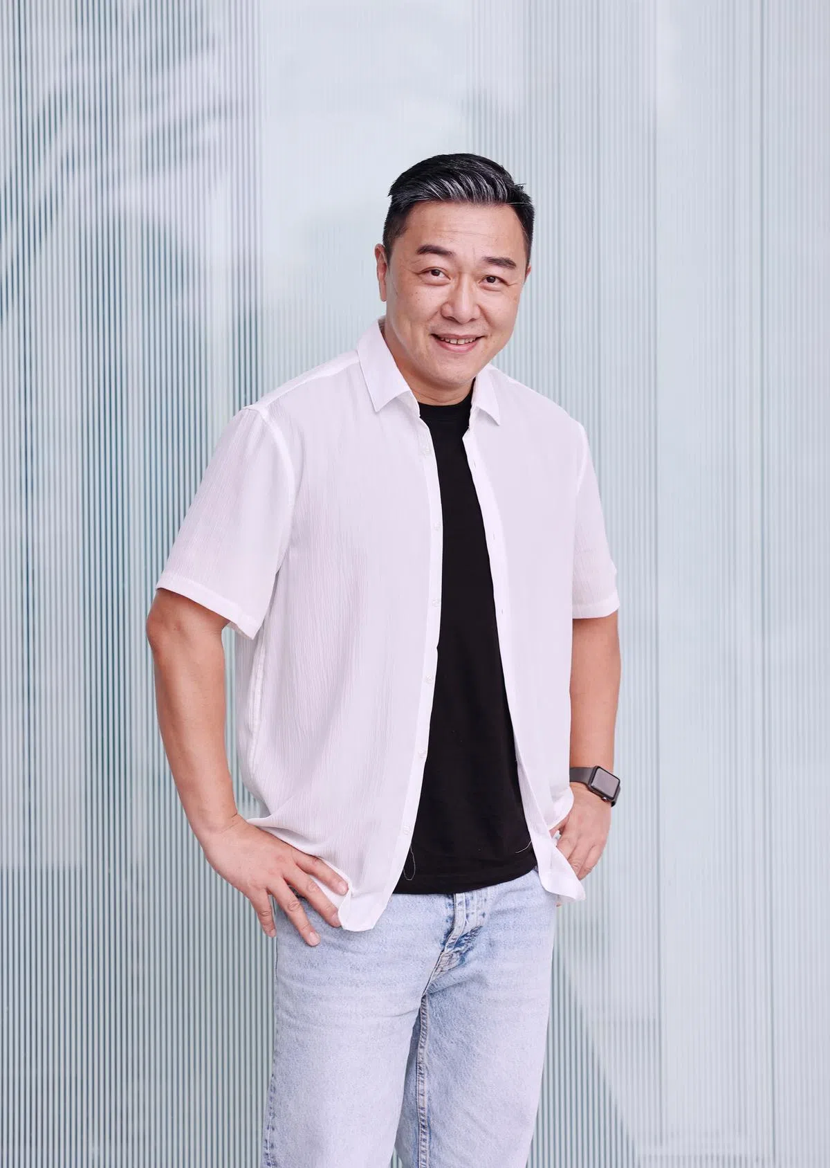 郭亮在剧中饰演患上帕金森症的黑社会老大。