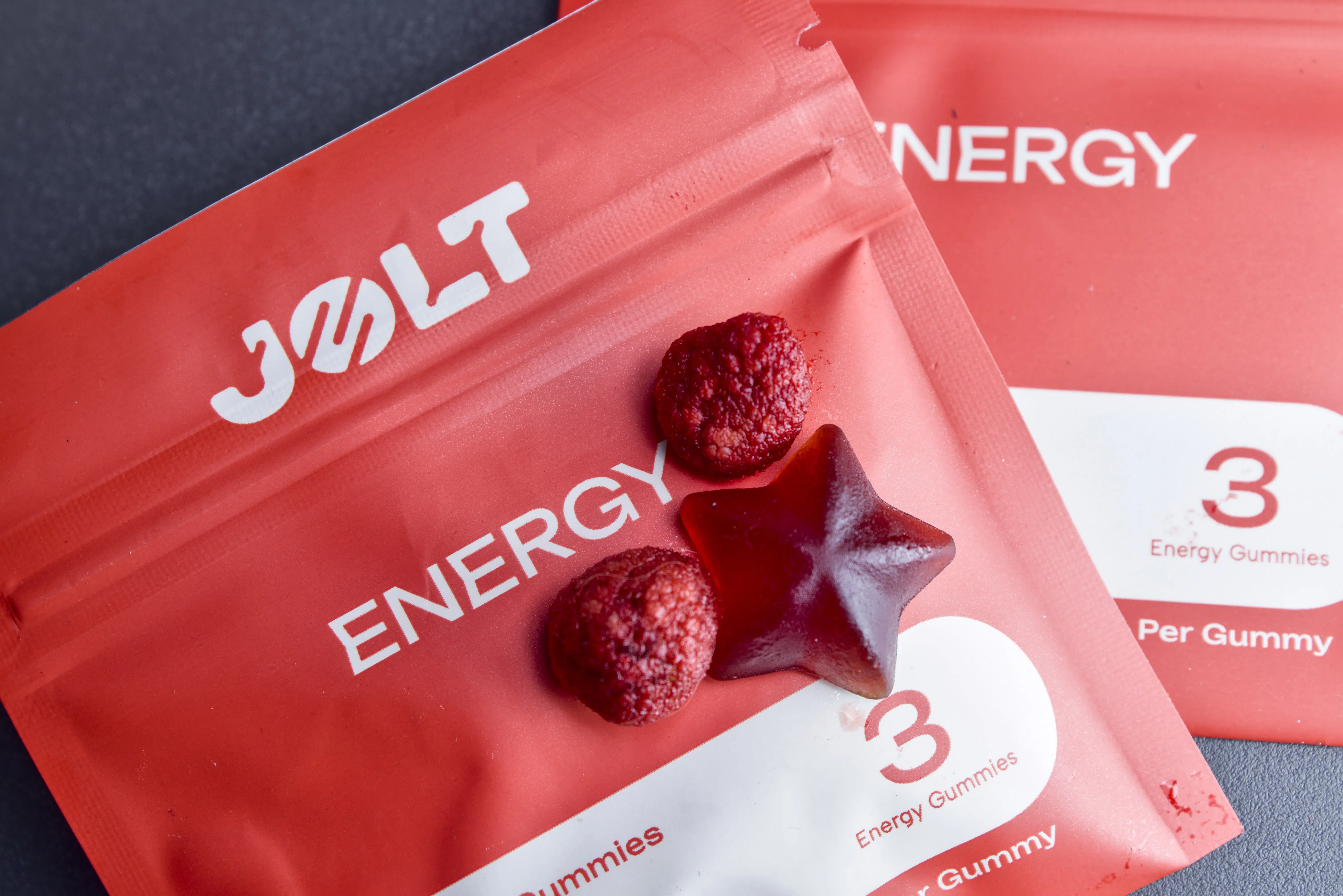 Jolt能量软糖含瓜拿纳和红景天，能提升精力，但它含咖啡因，食用要节制。（品牌提供）