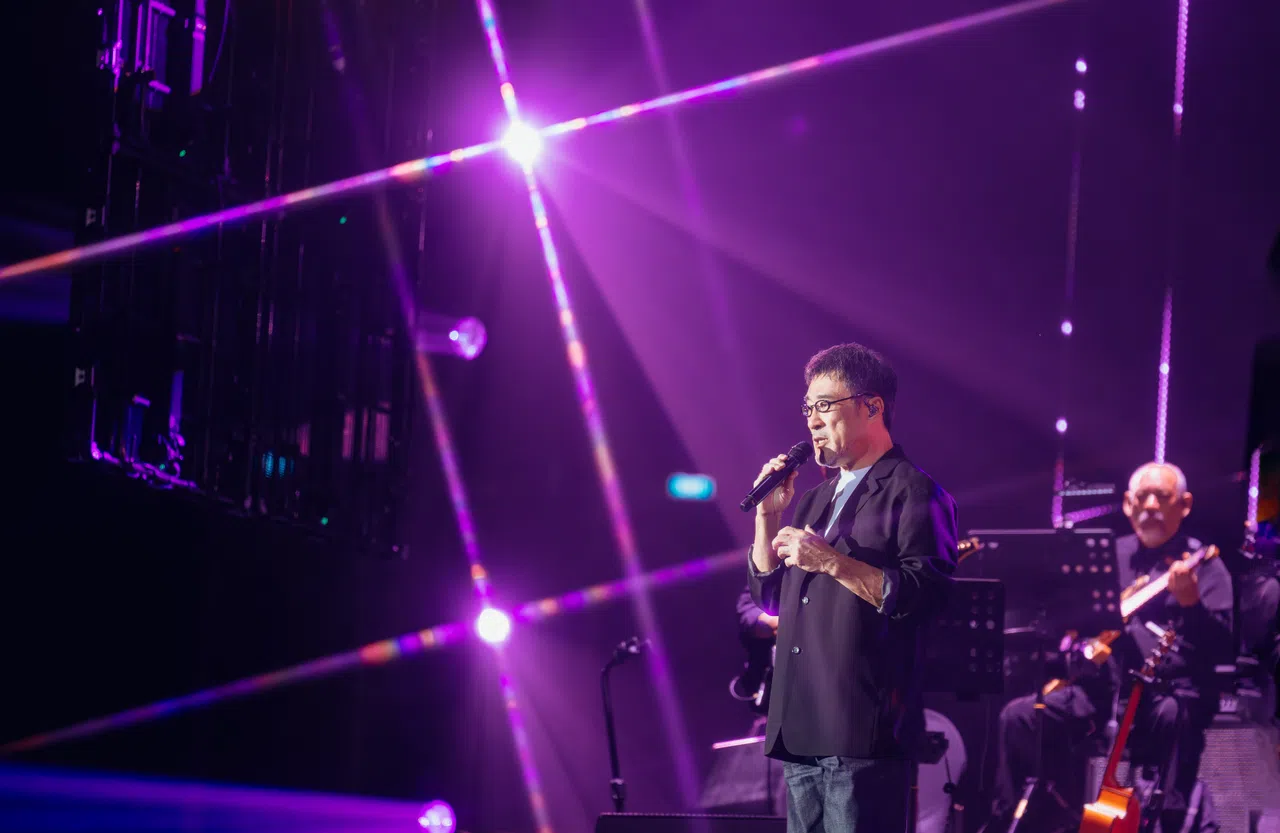 李宗盛边唱边说，幽默感爆发，逗乐全场。（Live Nation提供）