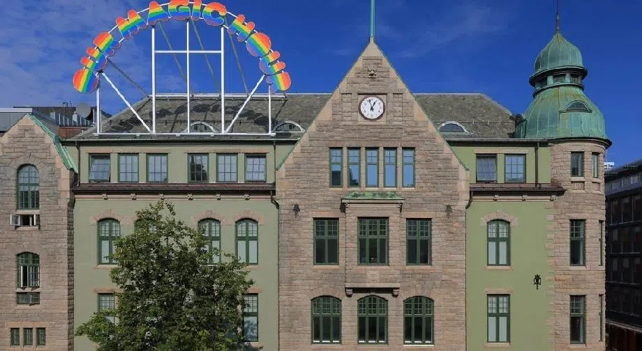 挪威特隆赫姆私人现当代艺术馆PoMo建筑前身是新艺术风格邮政局。（取自PoMo官网）