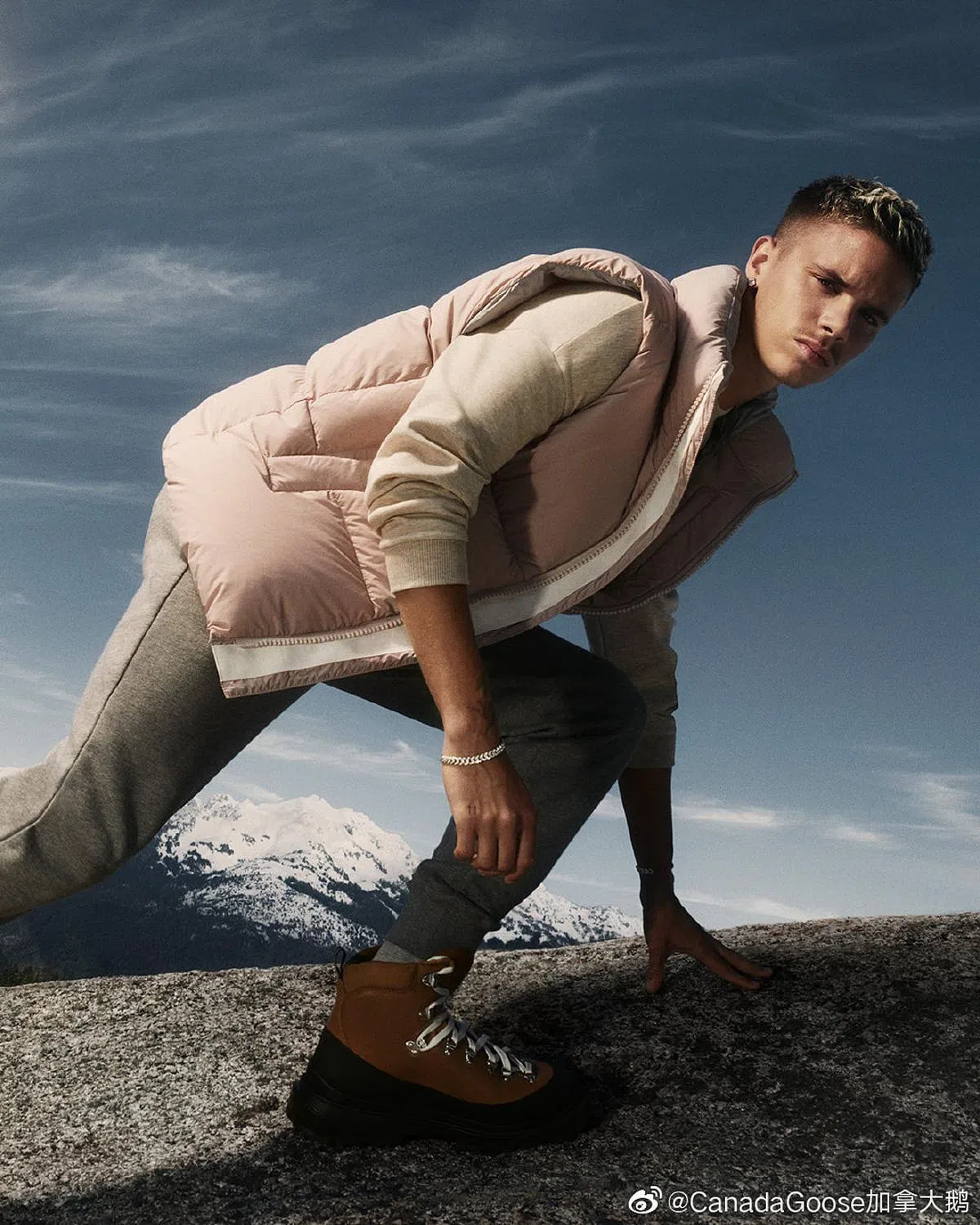 有分析认为，在冬季运动服装市场，中国没有太多被公认的本土品牌，加拿大鹅在当地依旧很火。（加拿大鹅微博）